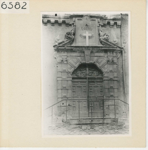 Angers : Portail du Présidial