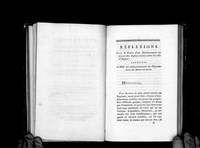 Réflexions sur le projet d'un établissement en faveur des enfants trouvés dans la ville d'Angers, adressées à MM. les administrateurs du département de Maine-et-Loire, par M. Chevreul, docteur en médecine, maître en chirurgie, etc.