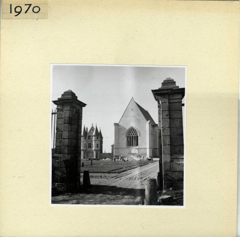 Angers : Chapelle et châtelet