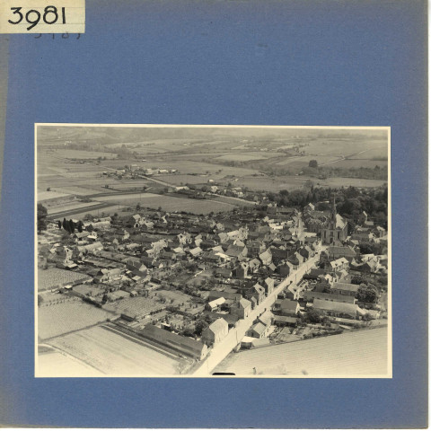 Saint-Lambert-du-Lattay : Vue aérienne