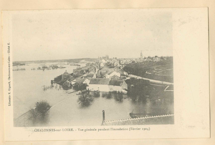 Chalonnes-sur-Loire. Vue générale pendant l'inondation (février 1904)