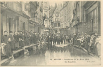 23. Angers. Inondation du 1er mars 1910. Rue Beaudrière