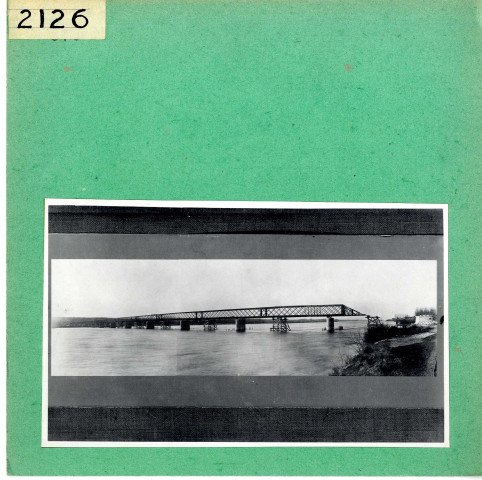 Montsoreau : Construction du pont métallique