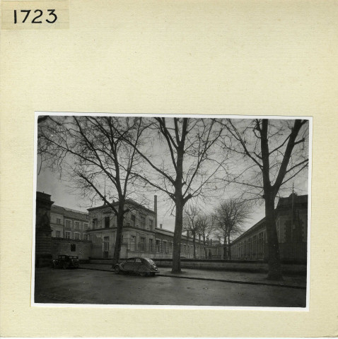 Angers : Ecole des arts et métiers (extérieur)