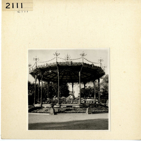 Angers : Kiosque du Jardin du Mail