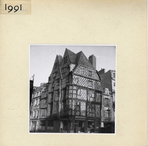 Angers : Maison d'Adam (Vieil Angers)