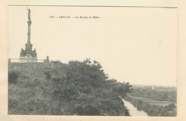 320. Erigné. La Roche de Mûrs