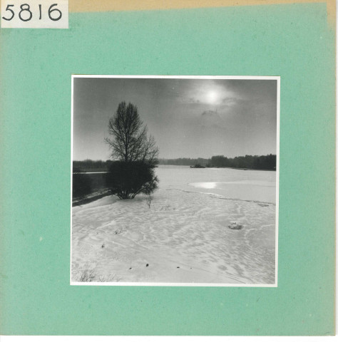 Bouchemaine : Glace dans la Loire