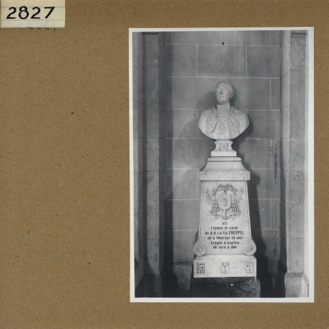 Angers : Chapelle de la Retraite, buste de Mgr Freppel