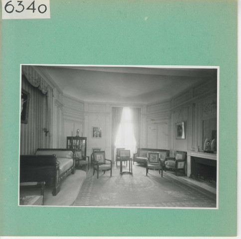 Ecuillé : Château du Plessis-Bourré, chambre Empire