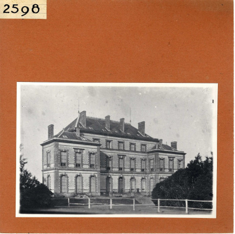 Toutlemonde : Château de la Crilloire