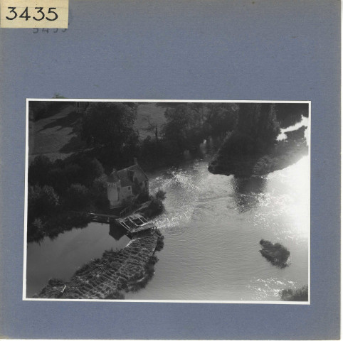 Luché-Pringé : Moulin de Merve, vue aérienne