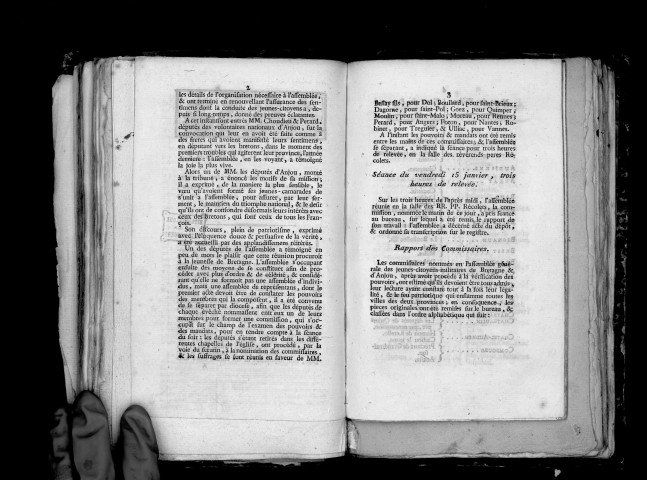 Procès-verbal des séances tenues par les jeunes citoyens de Bretagne et d'Anjou extraordinairement assemblés en la ville de Pontivy, le 15 janvier 1790