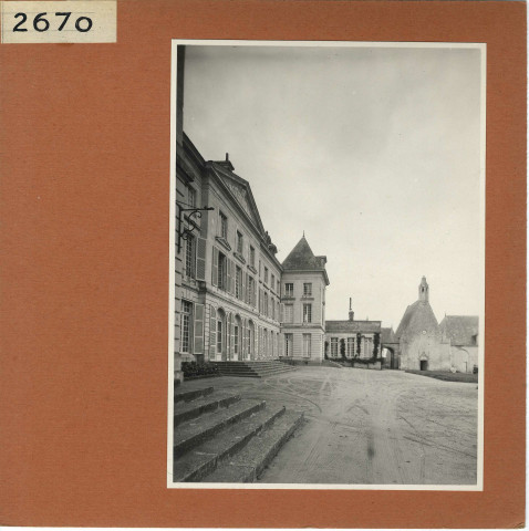 Mazé : Château de Montgeoffroy