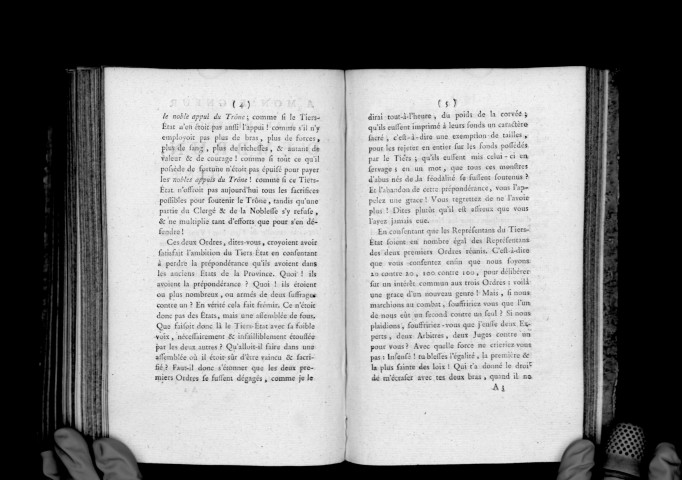 A Monseigneur l'Archevêque d'Embrun, en Dauphiné