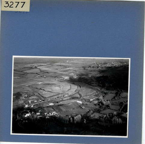 Beaulieu-sur-Layon : Vignoble, vue aérienne