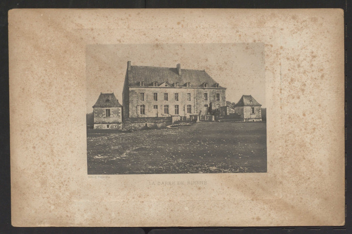 [Châteaux de l'Anjou]