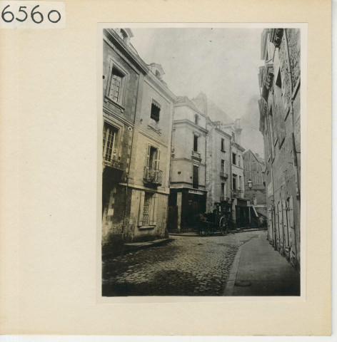 Angers : Rue Saint-Michel ou Pocquet de Livonnières