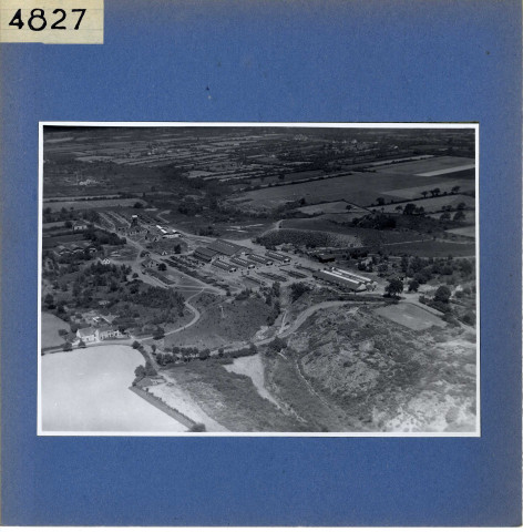 Noyant-la-Gravoyère : Carrières de Misengrain (vue aérienne)