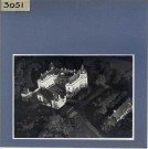 Saint-Georges-sur-Loire : Château de Serrant, vue aérienne