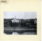 Angers : Quai, avant la place La Rochefoucauld