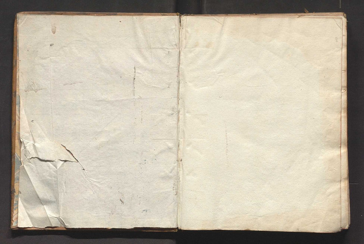 Traité du droit françois, des fiefs et de la crue, en trois tomes, renfermés sous cette reliure, avec différentes notes y annexées, par Pierre-René-Urbain Hardian de la Platrière, praticien