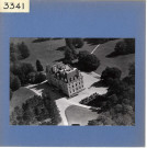 Cheviré-Le-Rouge : Château de La Roche-Hue (vue aérienne)