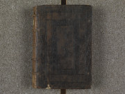 « Ce livre contient la vie, miracles de sainte Véronique, de l'ordre de S. Augustin, en Milan, du monastère de Sainte-Marthe, lequel livre a esté traduict de latin en franczois par frère Louys Chantereau, docteur provincial, confesseur de la royne, évesque de Mascon, abbé de Saint-Uverte d'Orléans, et ledit Chantereau estoit religieux des Augustins de Orléans »