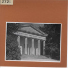 Brissac : Château, façade de la chapelle