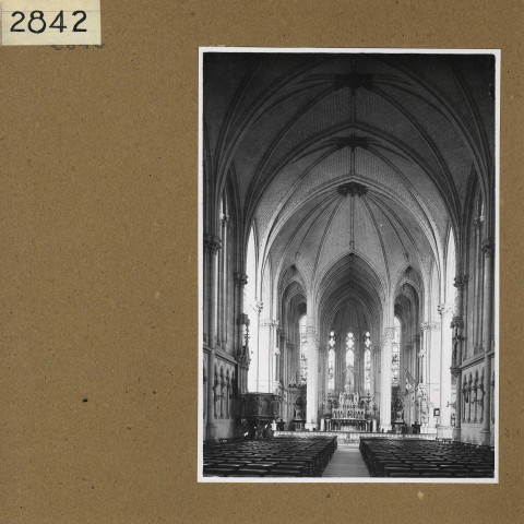 Angers : Eglise de la Madeleine, intérieur