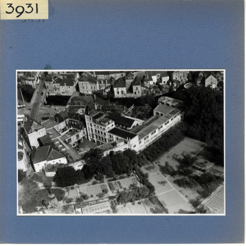 Segré : Vue aérienne d'ensemble