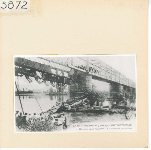 Les Ponts-de-Cé : Accident en 1907
