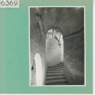 Brissac : Château, détails des escaliers