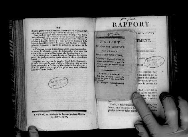 Projet de sénatus-consulte organique de la Constitution, adopté par le Sénat, séance du 16 thermidor