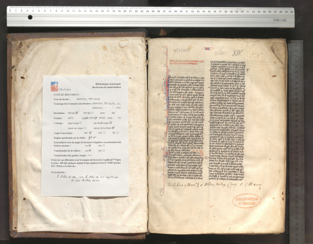 Avicenne. Canons 3 et 5. « Dictio prima de universis egritudinibus capitis tercii libri. De utilitate capitis. Intencio in creando capite non est cerebrum... »
