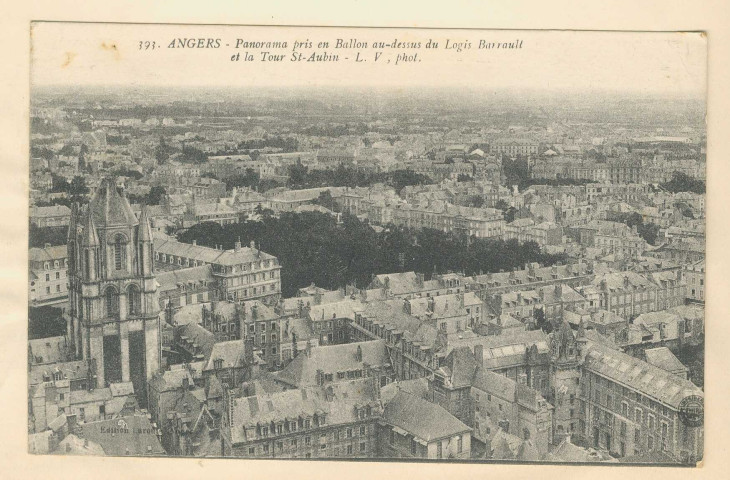 393. Angers. Panorama pris en ballon au-dessus du Logis Barrault et la Tour Saint-Aubin