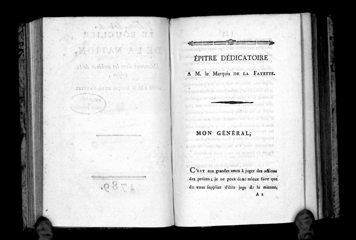 Le bouclier de la nation découvert dans les archives de la Raison