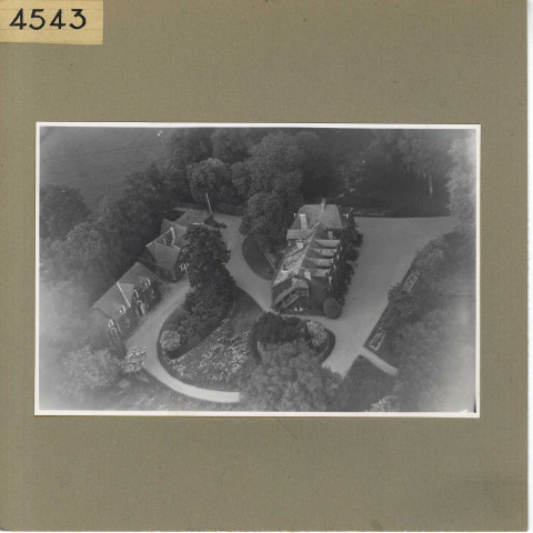 Savennières : Domaine Les Griffuays (vue aérienne)