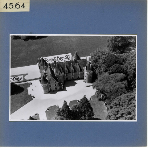 Luché-Pringé : Château de Gallerande (vue aérienne)
