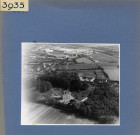Montreuil-Belfroy : Vue d'ensemble du château de l'Epinay et des Tréfileries du Havre (vue aérienne)