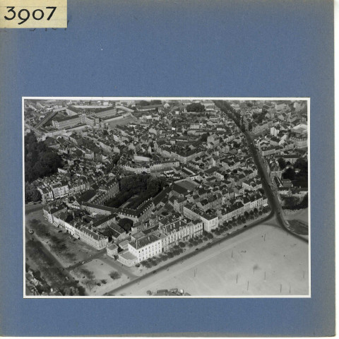 Angers : Quartier Saint-Michel, vue aérienne