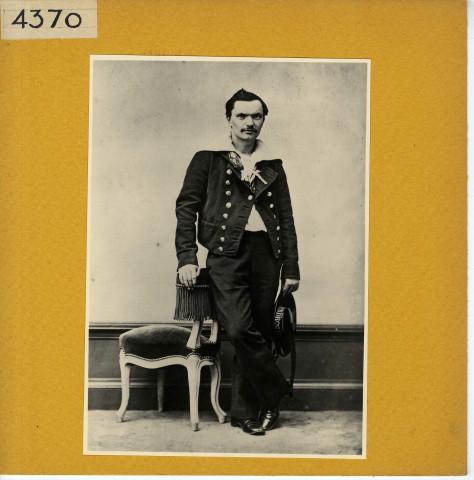 Angers : Costume militaire marin