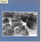 Cheviré-Le-Rouge : Château de La Roche-Hue (vue aérienne)