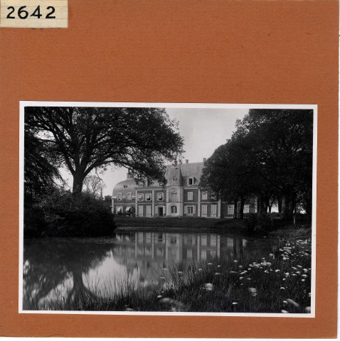 Le Louroux-Béconnais : Château de Chillon