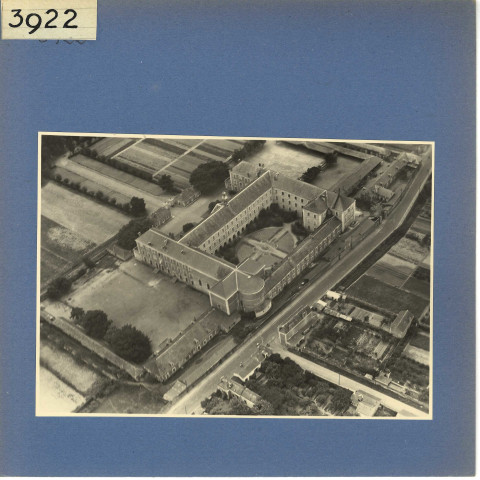 Angers : Mongazon, vue aérienne