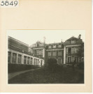 Angers : Boulevard du Roi René, immeuble