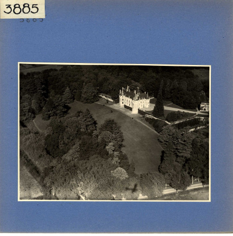 Luché-Pringé : Château de Gallerande, vue aérienne