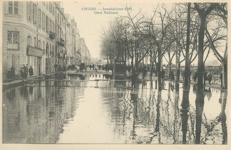 Angers. Inondations 1910. Quai National