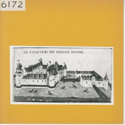 Ecuillé : Château du Plessis-Bourré