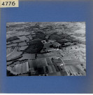 Fontaine-Guérin : Château du Dauphiné (vue aérienne)